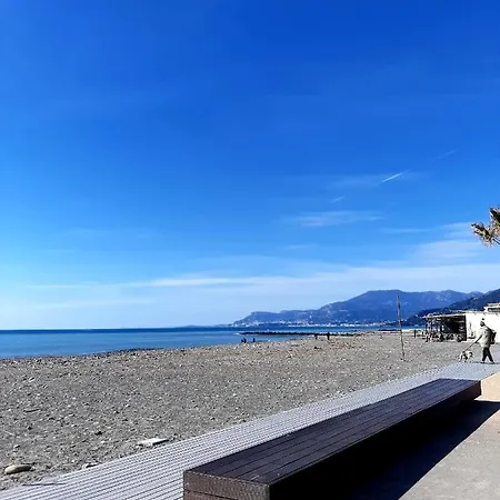 Comfort E Relax A Due Passi Dal Mare Appartement *